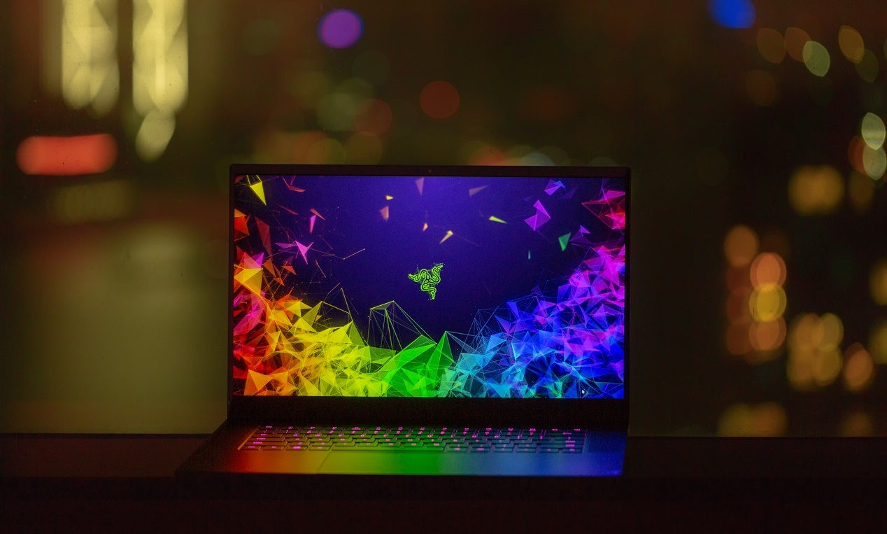 雷蛇灵刃17值不值得入手,雷蛇灵刃17可以当工作站