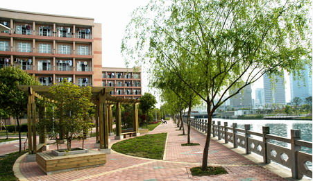 重庆专业护士学校哪家正规,重庆护士学校2022年招生办电话