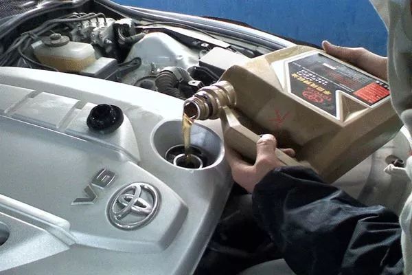 200万车一年维修保养,百顺养车99元小保养入口