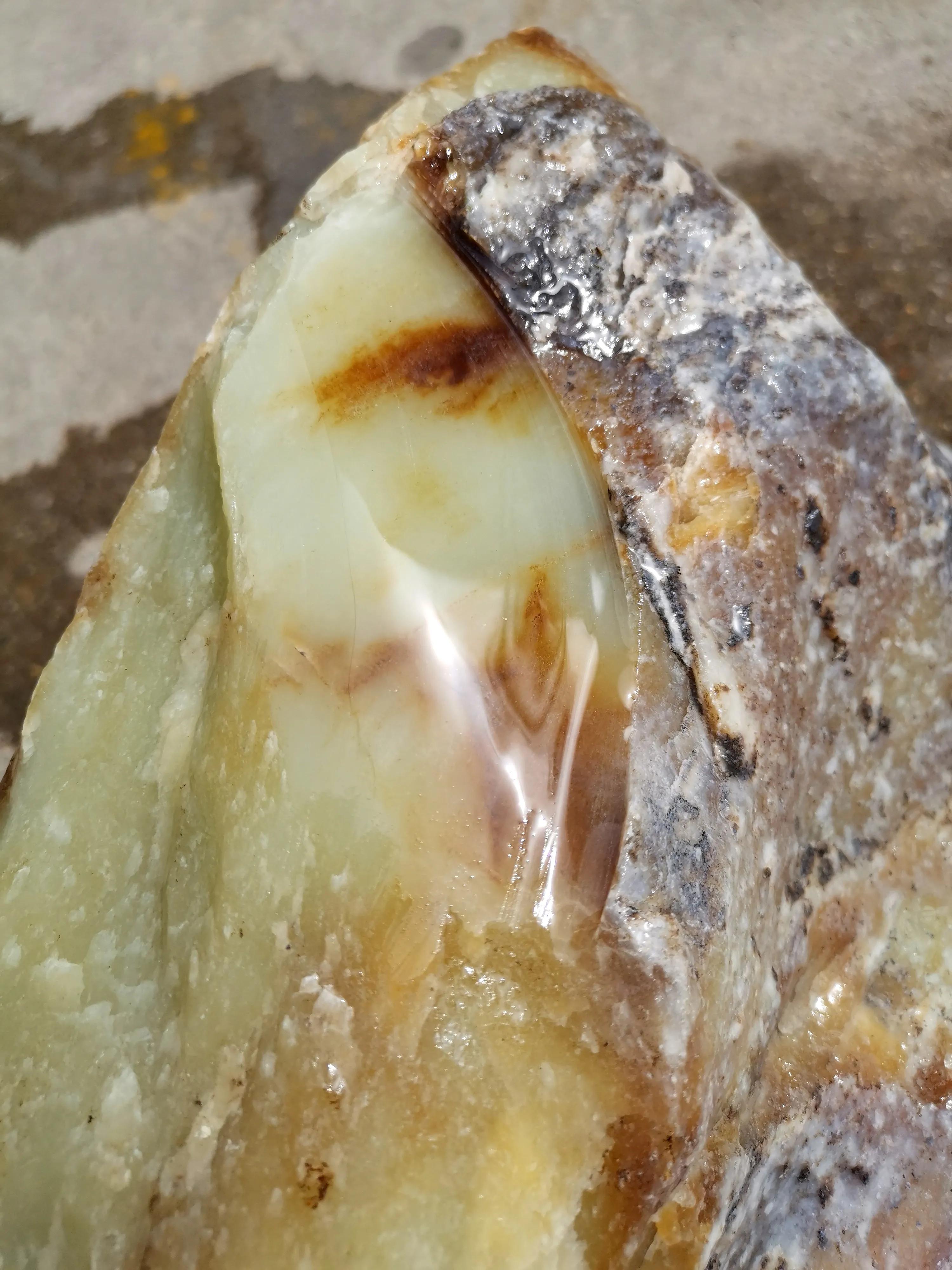 且末有哪些和田玉矿,和田玉且末近矿好吗