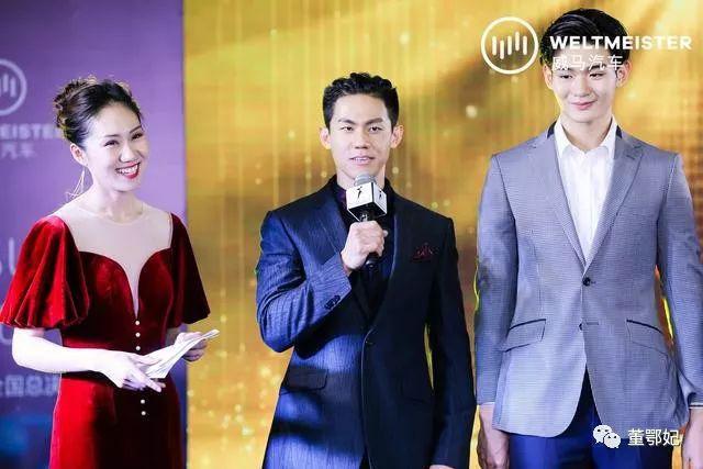 “华易风·默默的绣”2019中国西装先生总决赛“绣”美中华