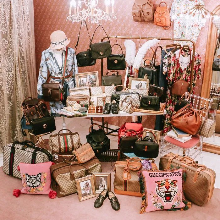 香奈儿lv凭什么卖那么贵,lv香奈儿为啥总是越涨价卖得越多