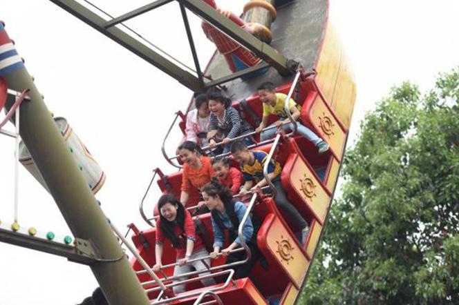 南湖梦幻岛耍多久合适,成都南湖梦幻岛门票