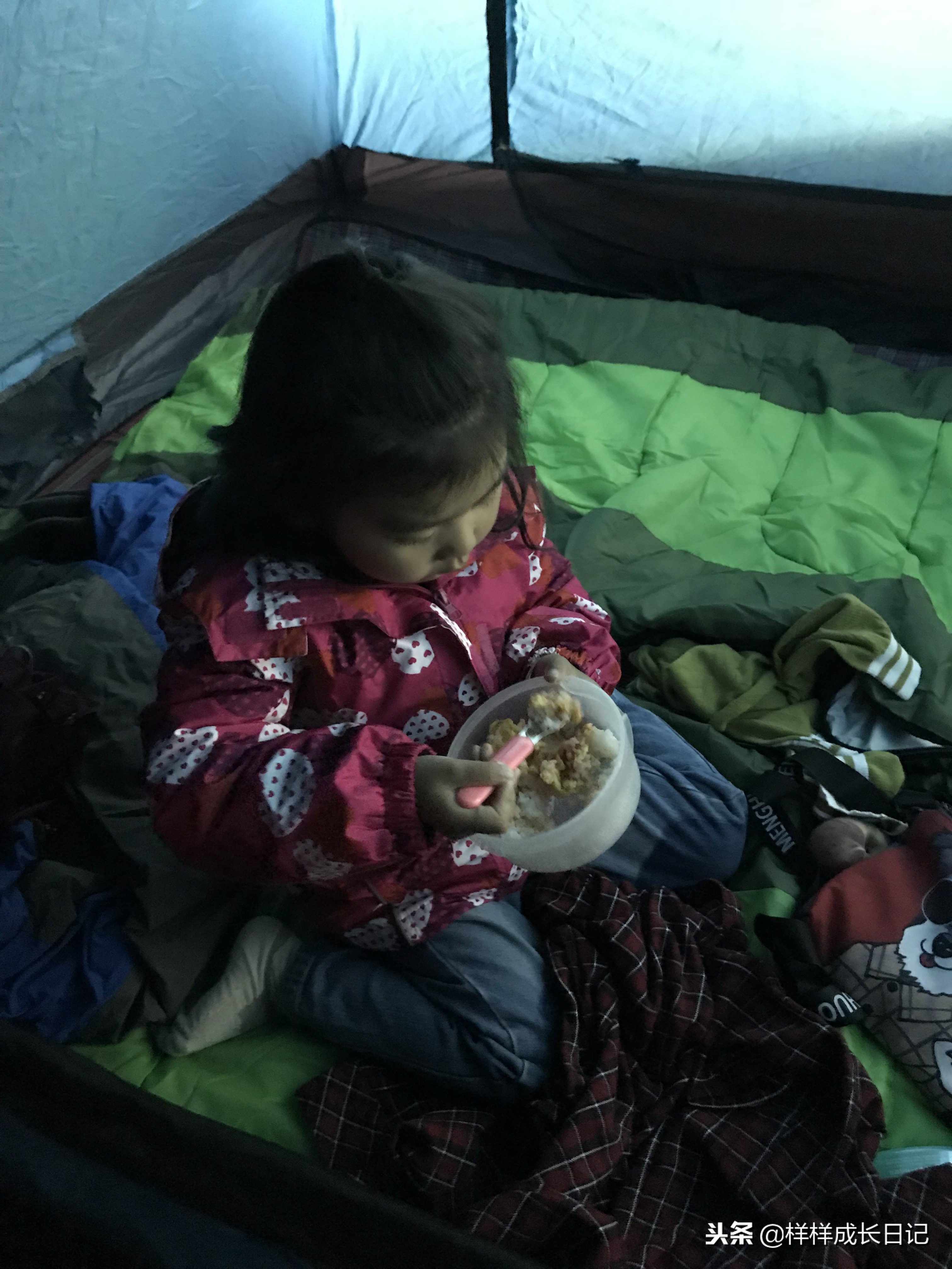 一家三口新疆伊犁旅游,自驾游霍尔果斯路线攻略