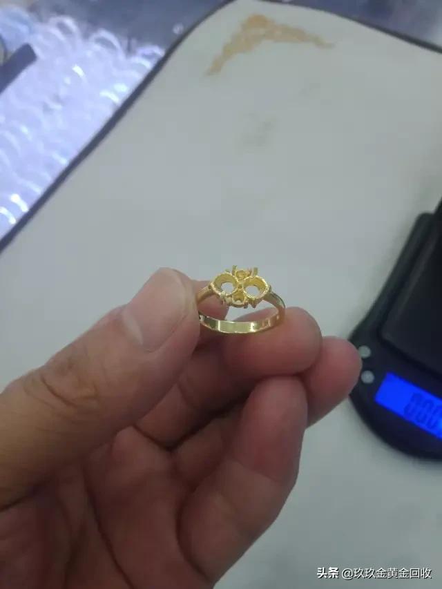 30年前的黄金戒指能卖多少钱,100年前的黄金戒指值钱吗值多少钱