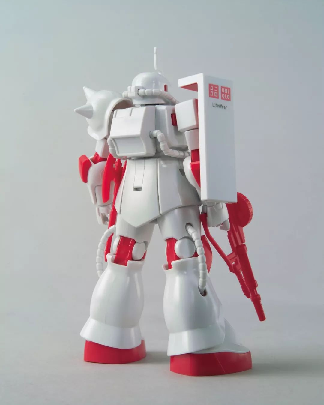 优衣库最后一波折扣,优衣库引发疯抢