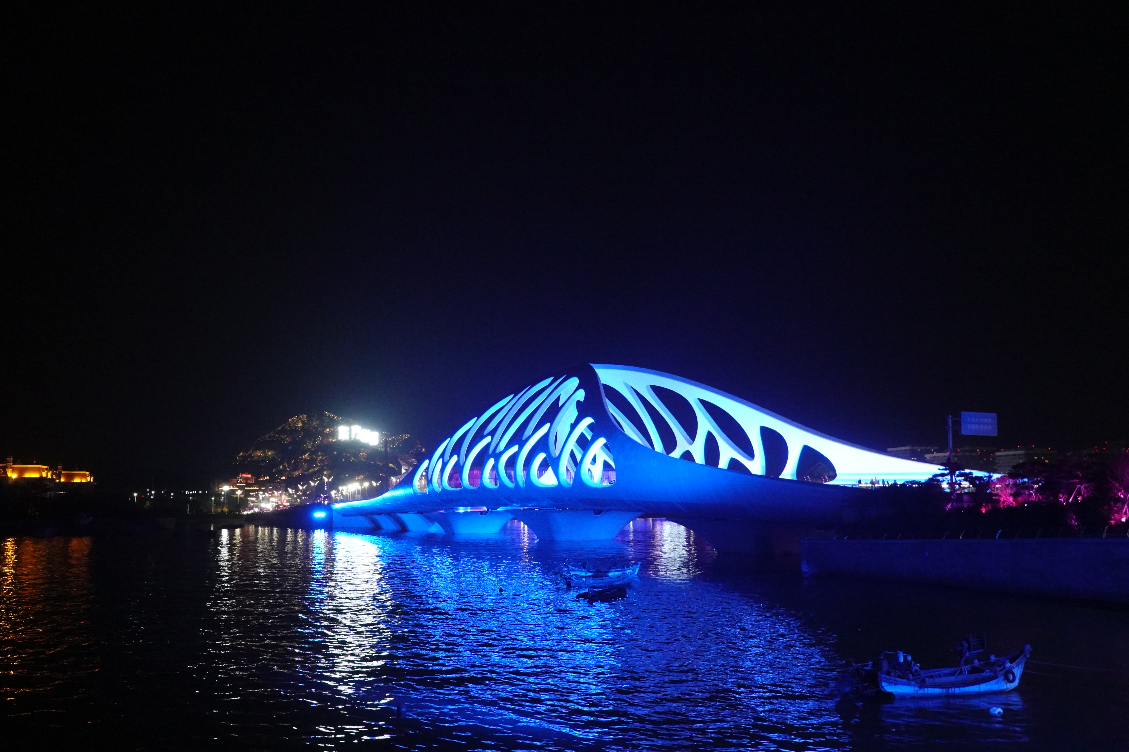 美丽的神话贝斯,美丽的神话完整钢琴