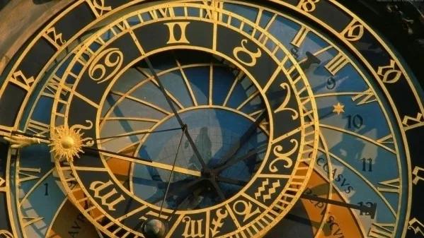 最新广告推荐文案怎么写,创意文案广告投放