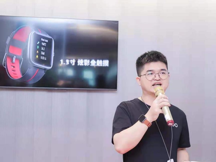 智能穿戴爱都,智能穿戴创新