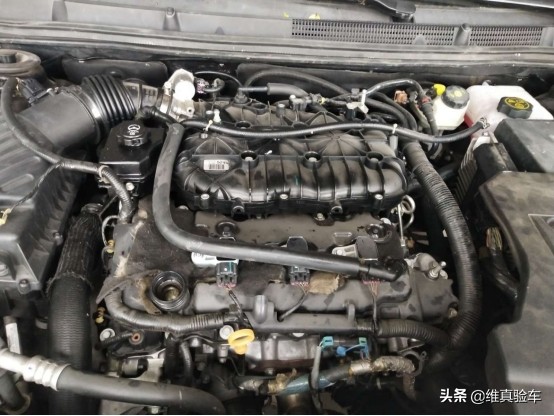 5w买年份近的二手车,开了50000公里的别克君越值多少钱