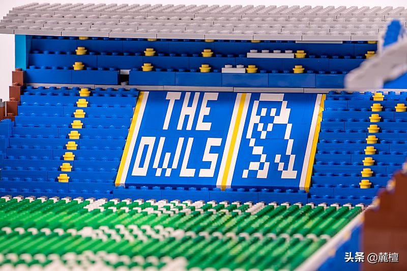 乐高曼联老特拉福德足球场,用积木拼足球球场