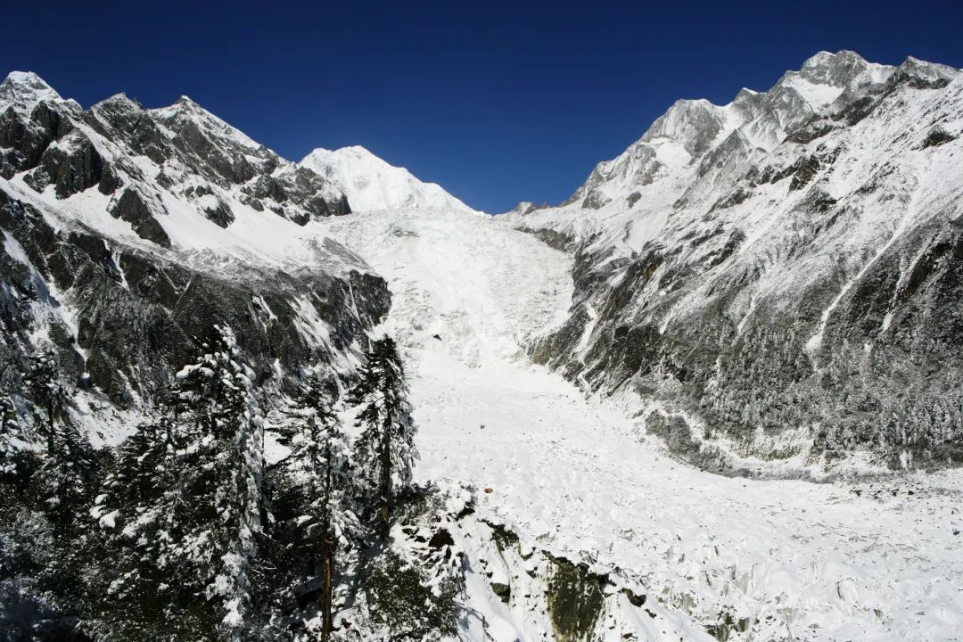 海螺沟著名景点高清图片,海螺沟旅游拍照攻略
