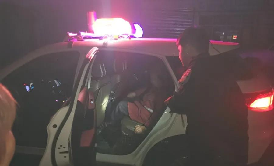 老人身份证丢失民警帮其迅速找回,被烧毁的大量身份证