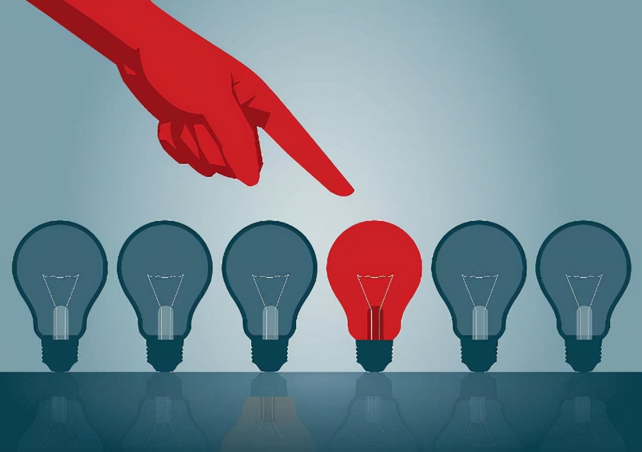 人体在强磁场中会受到伤害吗,人经过强磁场是不是也会产生电压