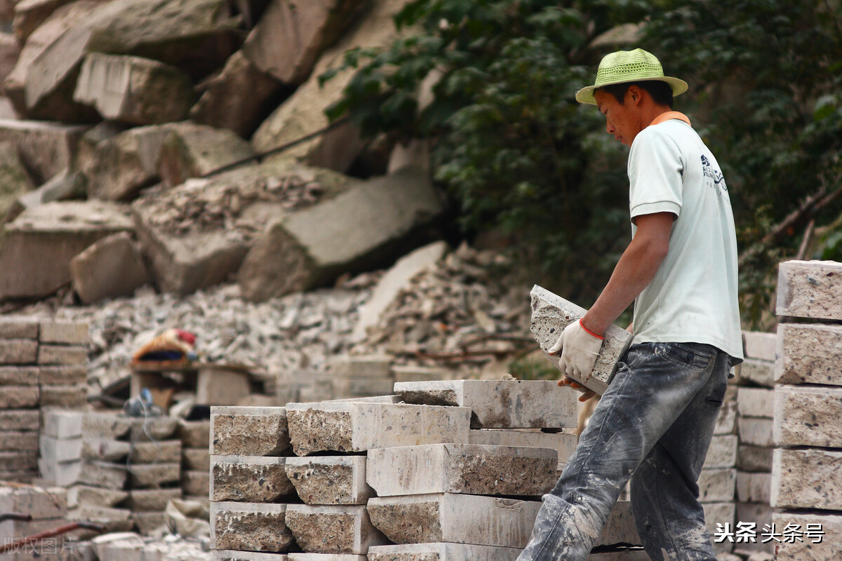 小巩俐的爱情故事,小巩俐的生活记录