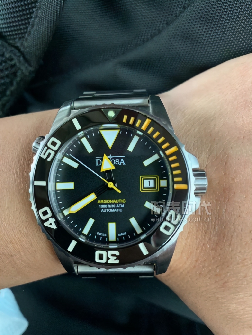 打工人手上适合戴什么,打工的一般戴什么表好点