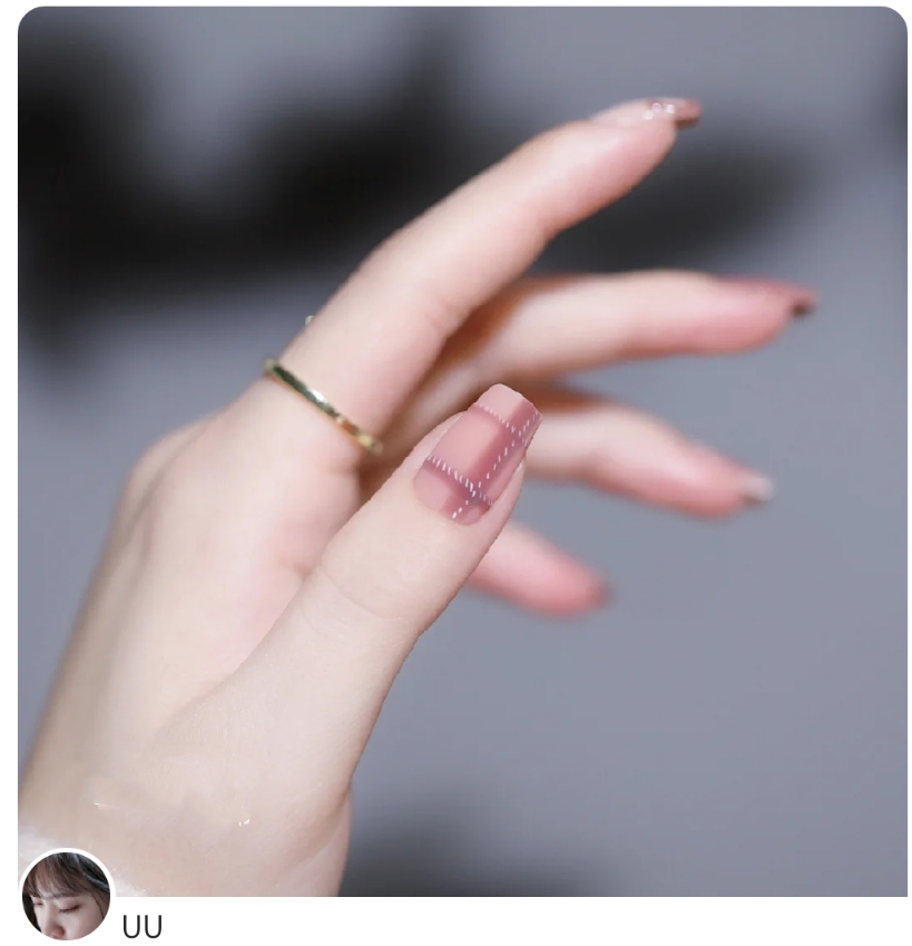 简单的透明奶茶美甲,果汁泡泡美甲