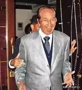 从贫民窟到身价400亿只用了16年,从贫民窟到身价400亿甘比