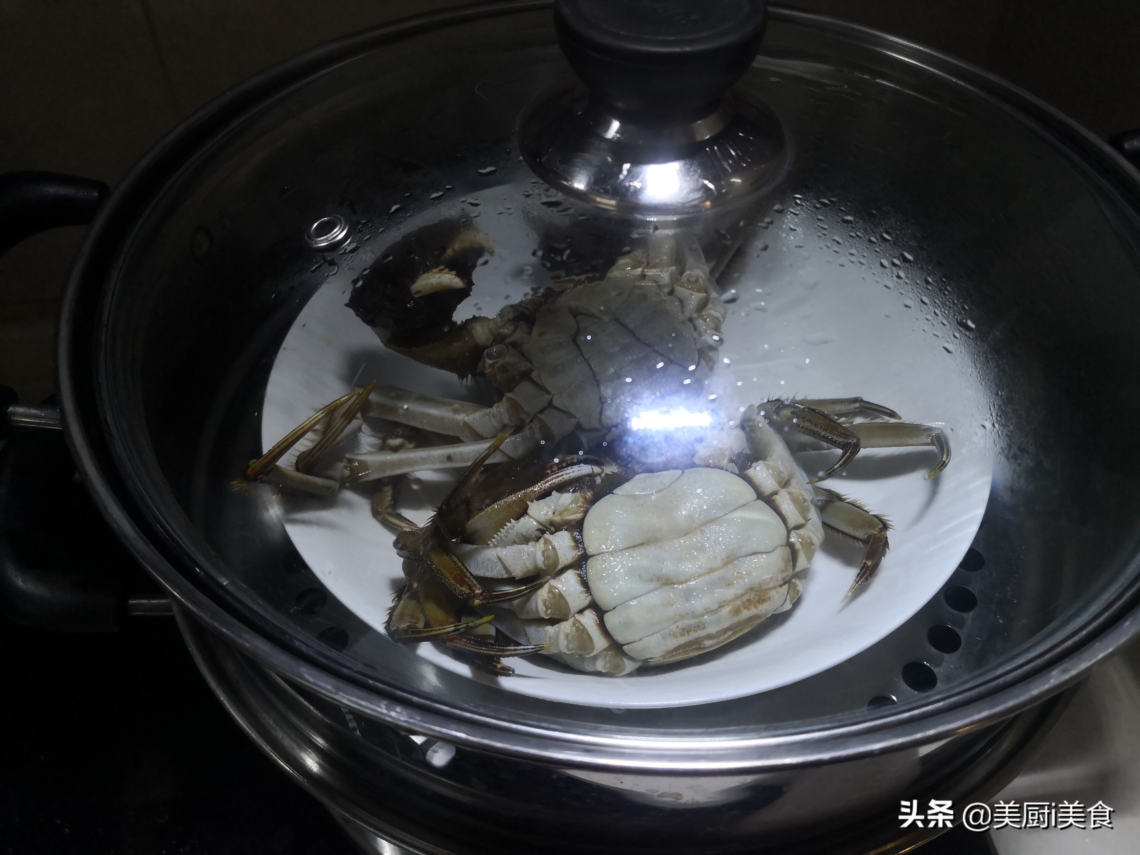 大闸蟹的正确吃法要蒸多久,大闸蟹怎么蒸才正确蒸多久才会熟