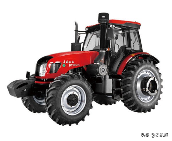 国产销量前五的1804拖拉机大PK，你更看好哪一款？