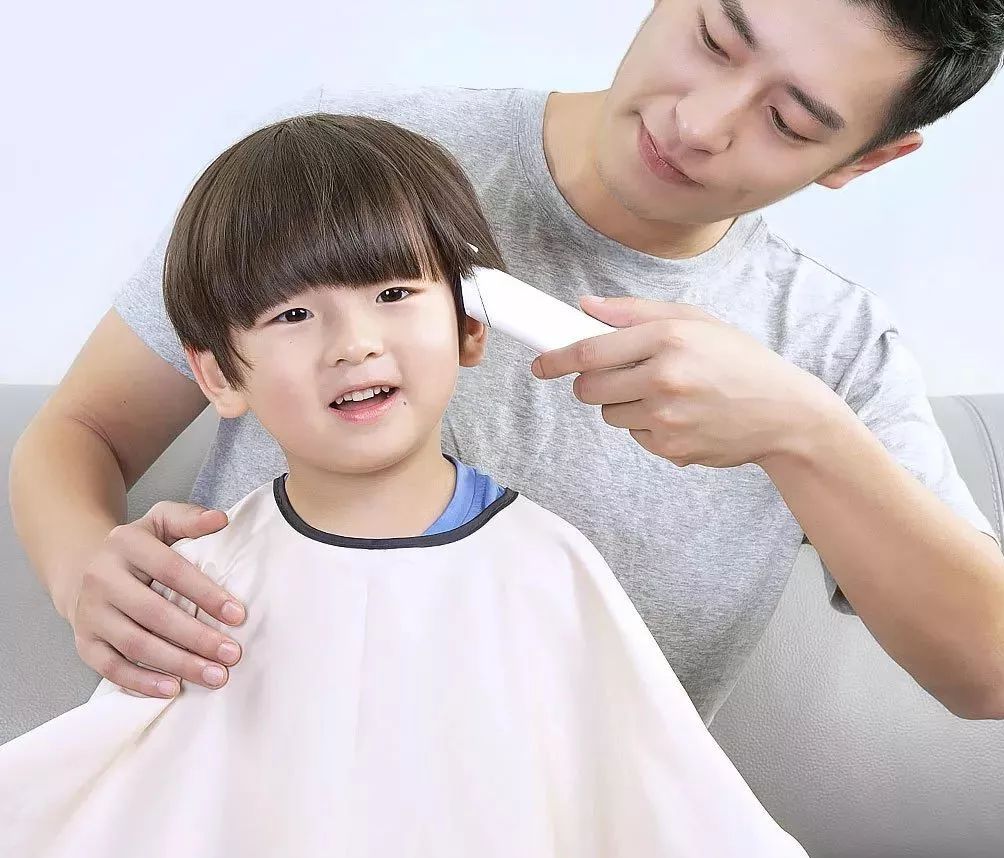 这月的烟钱全靠它了！剪一次就回本的陶瓷刀头理发器