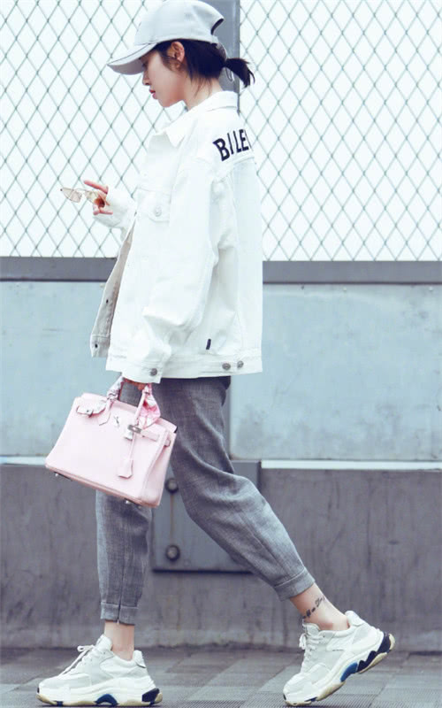 唐艺昕美艳甜美,唐艺昕为什么被称为备忘录女孩