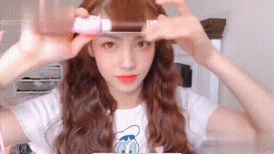 3款不挑脸型的刘海，又美又精致，自己动手就能剪