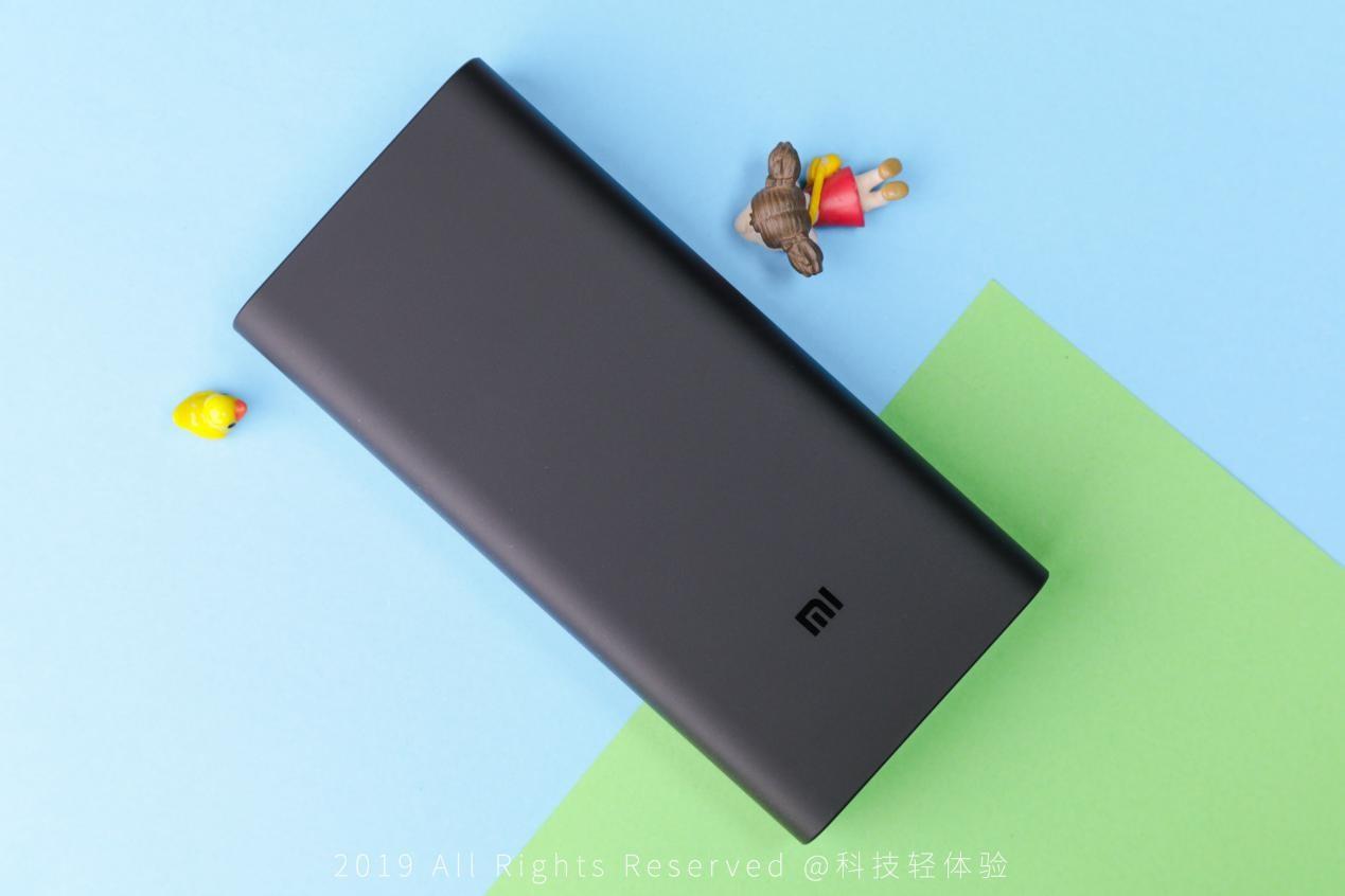 小米移动电源3闪充版怎么充电,小米移动电源310000毫安说明书