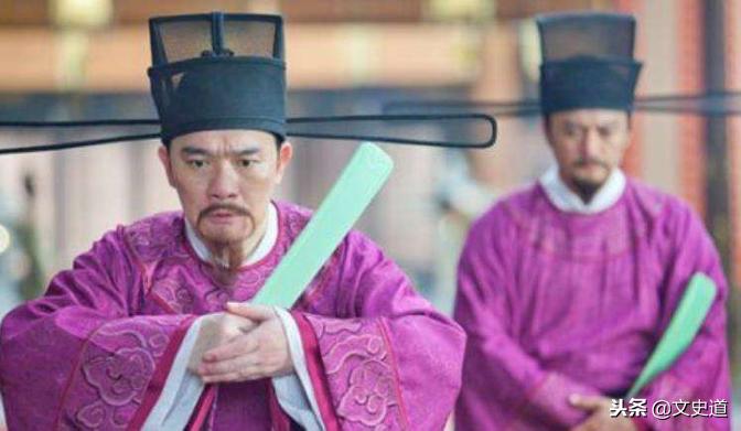 上联拆东墙补西墙还是个窟窿,总结今年拆东墙补西墙