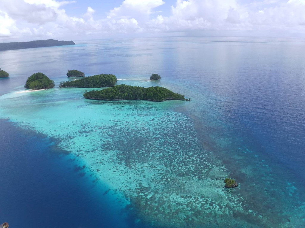 帕劳敢逆世界潮流，孤悬在太平洋上的岛国，到底是个怎样的国家？