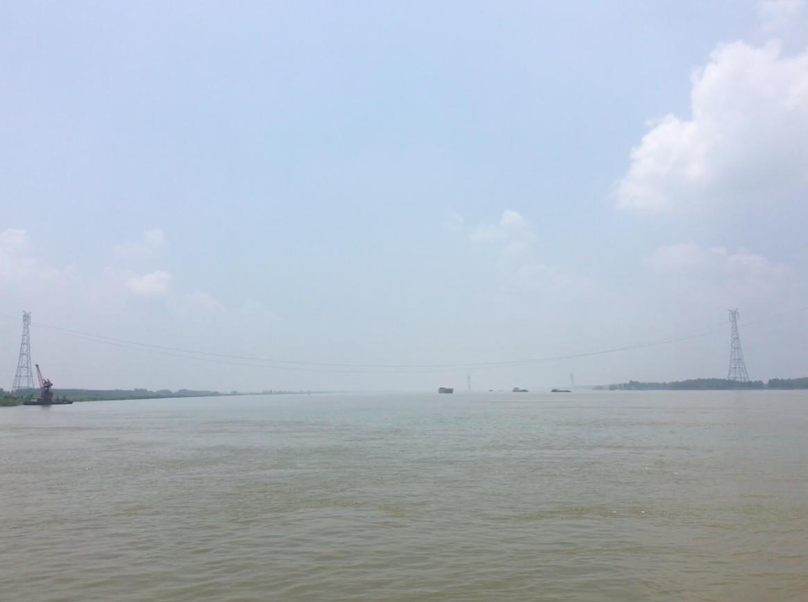 一路吐槽赤壁更名掉坑，景区无奇，看到最后直呼不虚此行