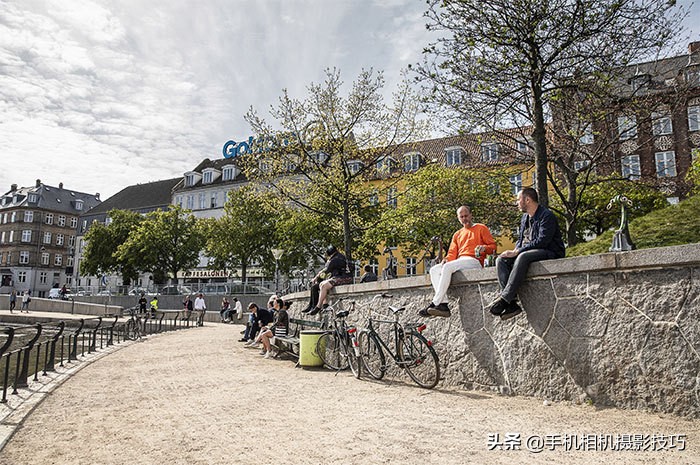 手机外挂长焦镜头真的有效果吗,手机里面的长焦镜头会伸缩吗