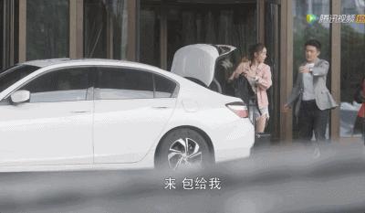 你们都说绿茶林有有段位高，我却觉得她蠢到家