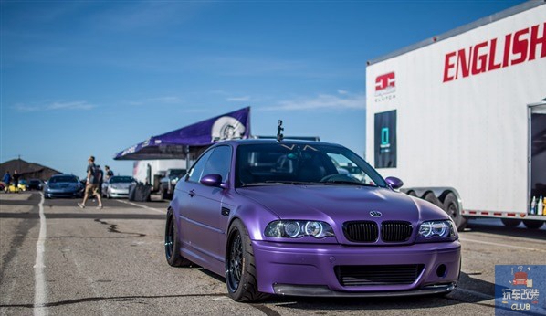 这是一辆真正的“宝马”！来自2002年的哑光紫宝马M3