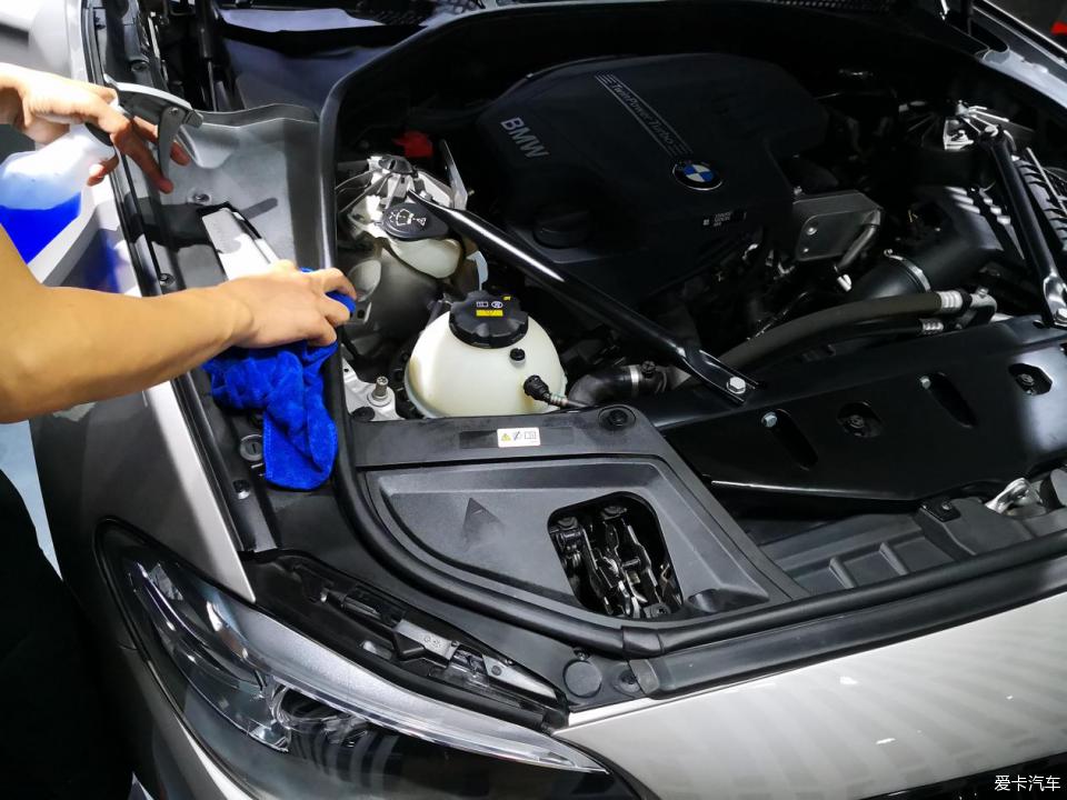 宝马5系贴膜改色罗曼尼红双拼,宝马5系贴膜改色