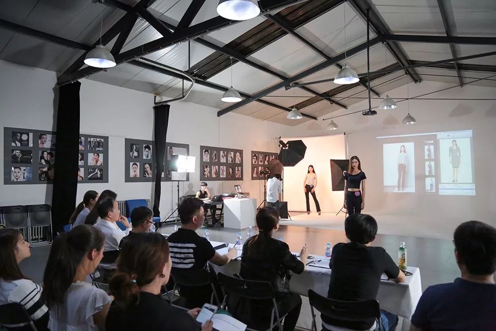 同样是艺术为什么差距那么大,同样是模特为啥气质差距那么大