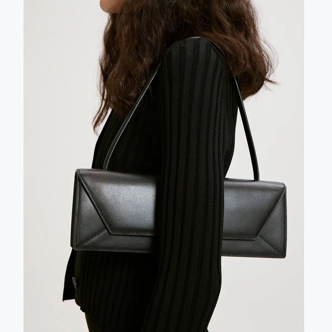 zara穿搭,zara贵的穿搭