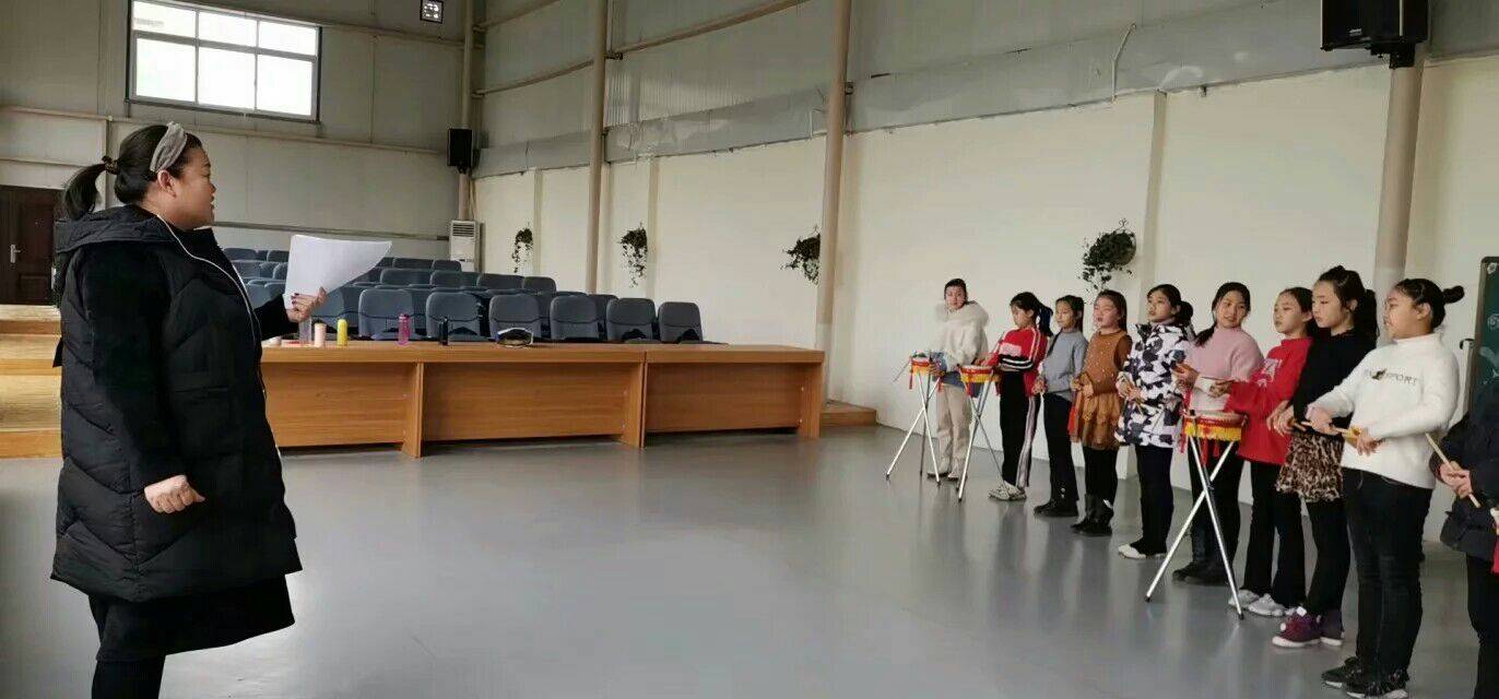 灏忓缁忓吀璇佃娲诲姩鍦嗘弧钀藉箷,灏忓瀹岀編鏀跺畼鍥炲繂鎴愰暱鍘嗙▼