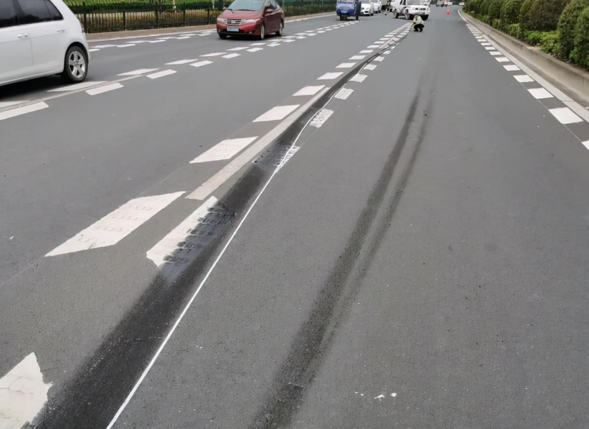 车辆事故处拍照取证了怎么处理,车辆出现刮擦事故处理流程