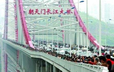 中国最大的直辖市，常年游客不断，重庆有机会晋升一线吗？