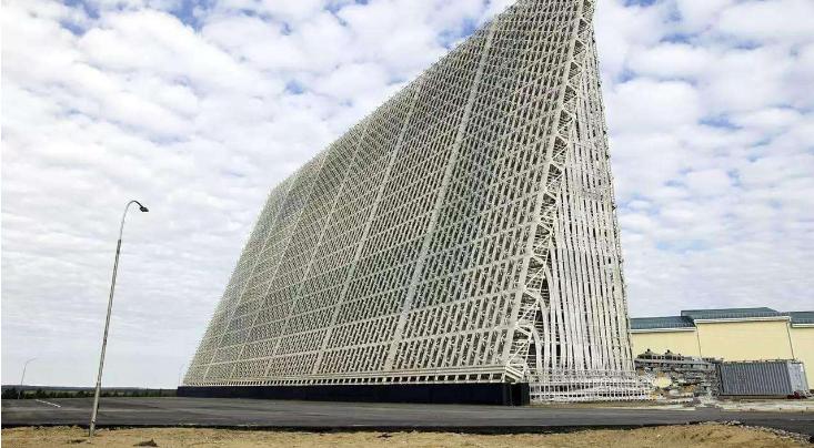 数万美军已不再安全,俄军竖起200多根天线,所有机密都一览无余