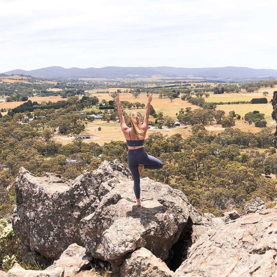 消除假胯宽提臀最佳的动作,怎样改善假胯宽瘦屁股