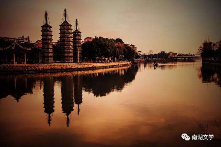 粜谷|用农船将稻谷运往粮管所，人们称之为“粜谷”