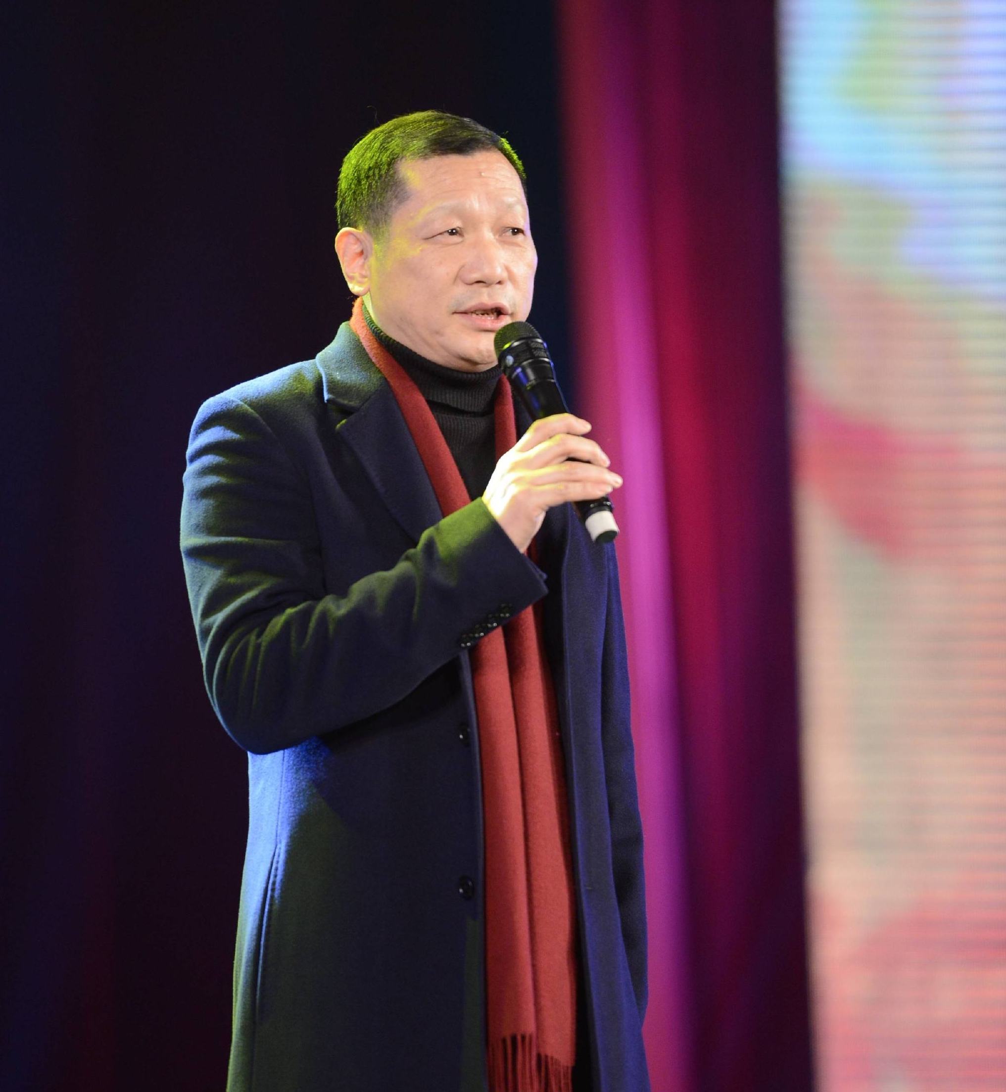 倒闭的中国男装品牌,利润暴跌