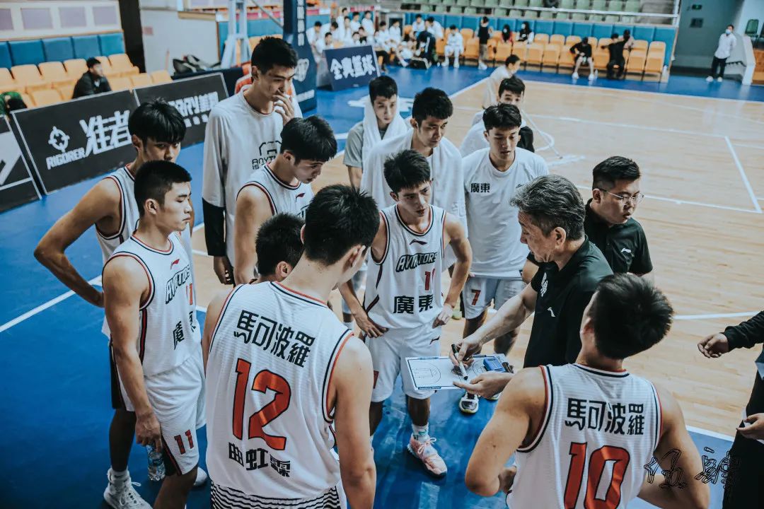 从参赛到夺冠历程回顾,从参赛到夺冠的回顾