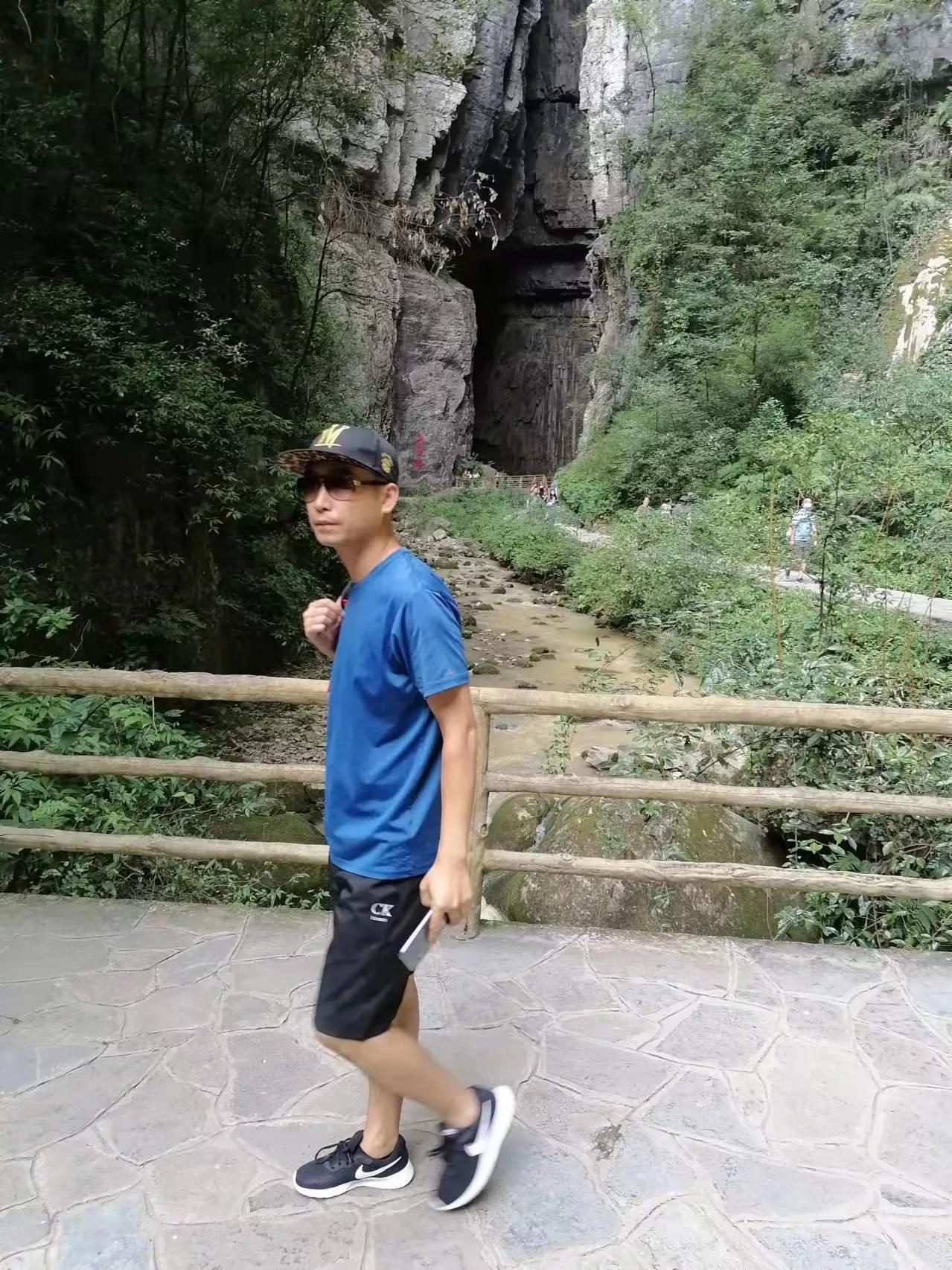 重庆武隆天坑三桥旅游一日游,重庆武隆天坑旅游详细攻略