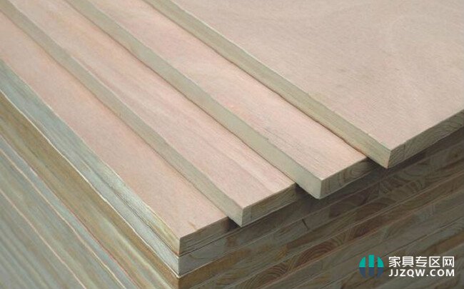 2018年全国胶合板市场形势,人造板现状