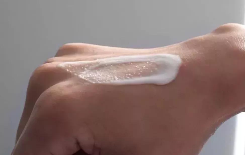 直男正确的护肤方法,男士护肤入门教学需要买什么