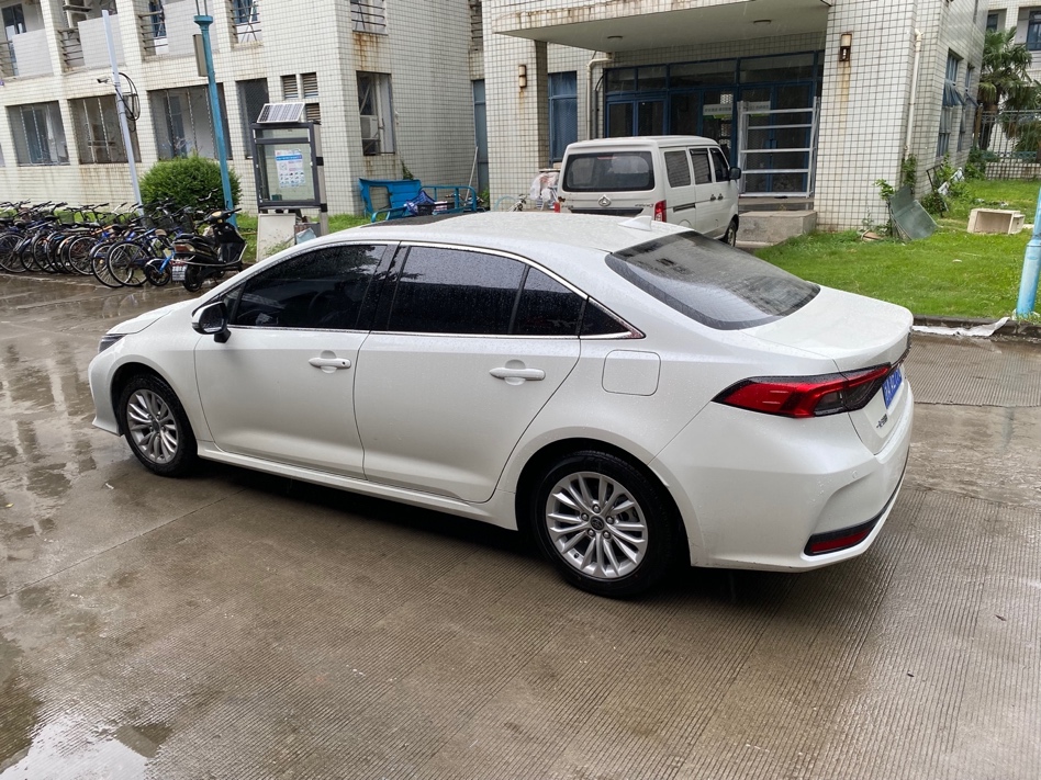 2023款丰田亚洲狮2.0燃油旗舰版,一汽丰田亚洲狮2.0豪华版