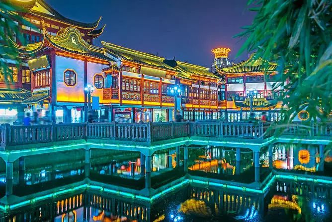 旅游美食文化街区推荐,最美古镇美食一条街